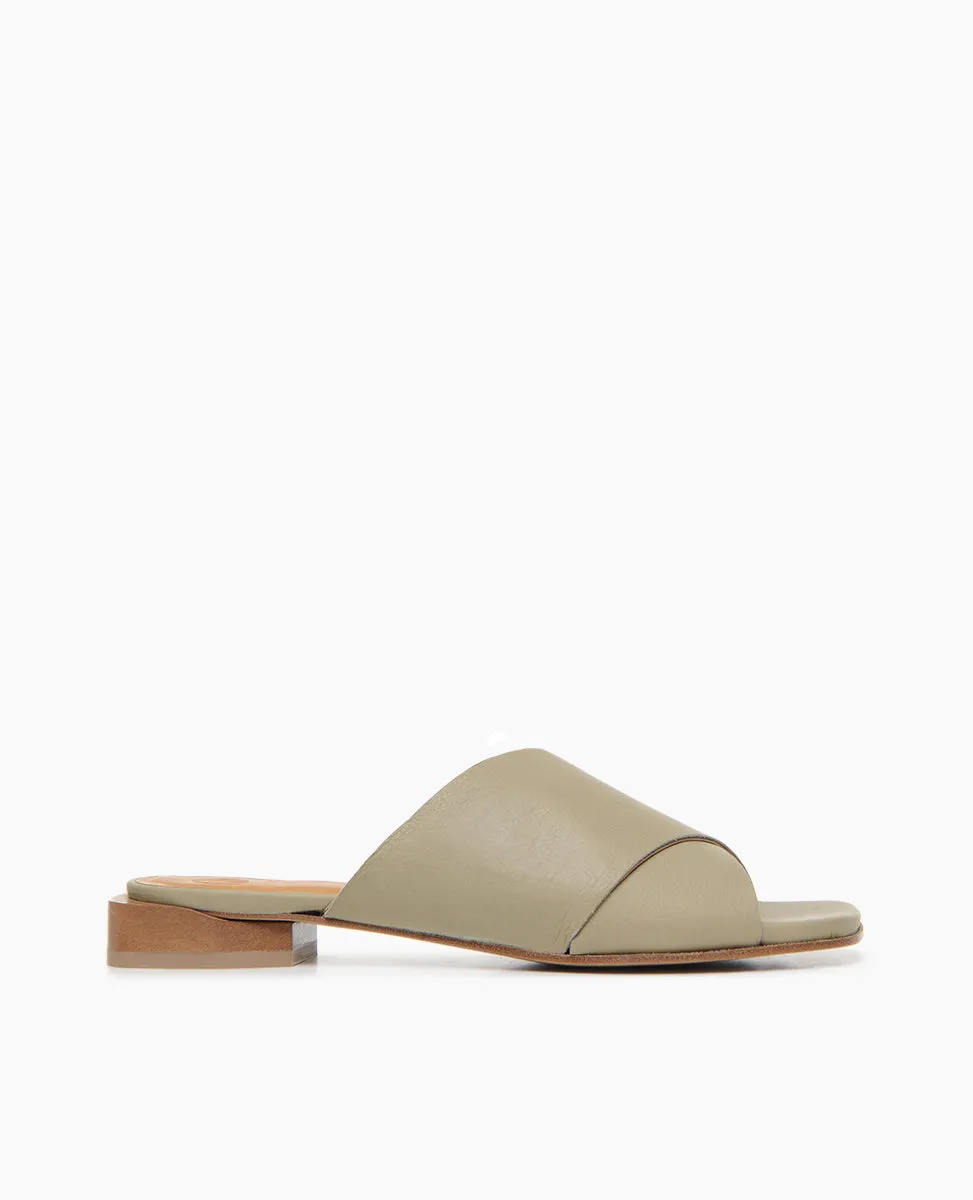 Cammi Sandal