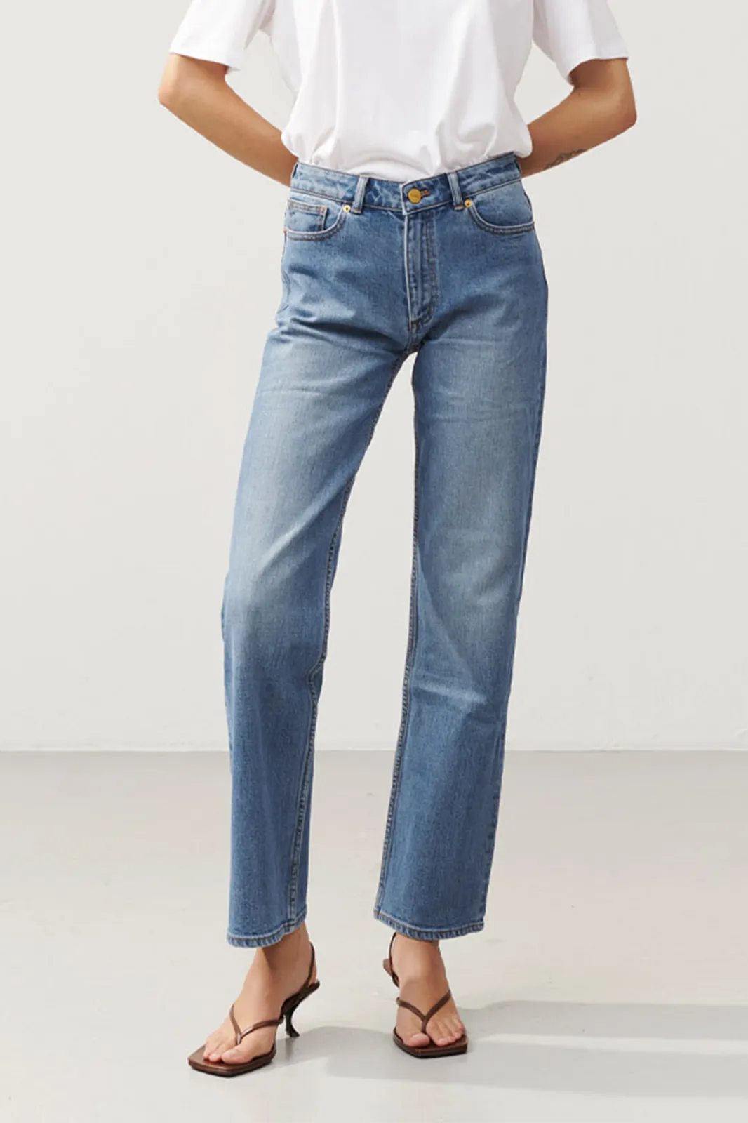 CLASSIC MID-WAIST DENIM - KENDALL ORIGINAL BLUE