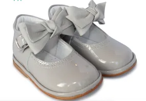 Vitoria PATENT Grey Leather Bar Shoes with Removable Bow